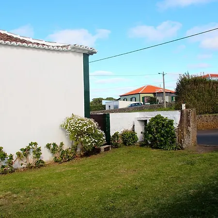 Casa Do Sr. Alberto * Praia da Vitória