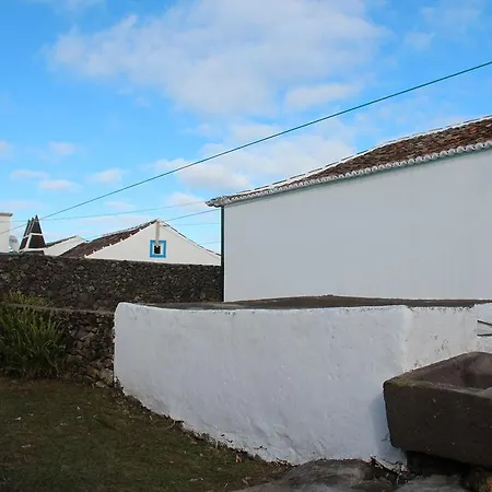펜션 Casa Do Sr. Alberto Praia da Vitória