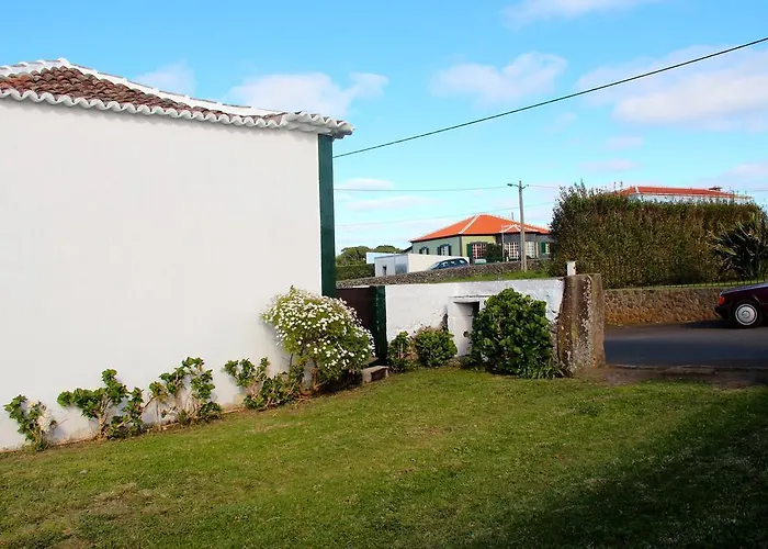 Casa Do Sr. Alberto * Praia da Vitória