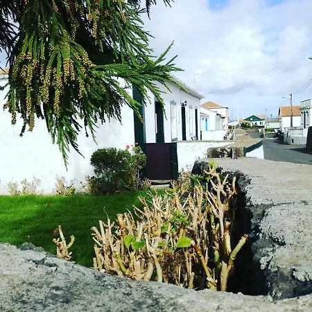 Casa Do Sr. Alberto * Praia da Vitória